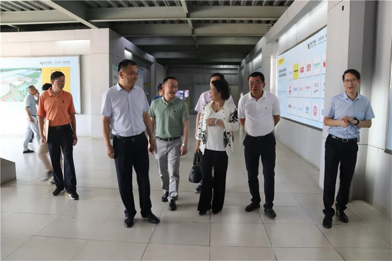Maklumat Express | Chen Yi, Naib Pengerusi Quanzhou CPPCC, dan partinya melawat Jentera Qunfeng untuk Penyelidikan dan Panduan