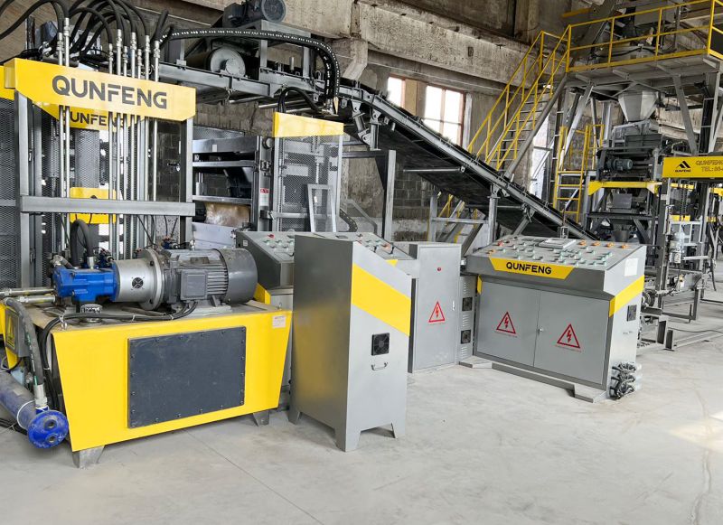 barisan pengeluaran blok automatik QS1300 di USSuriysk