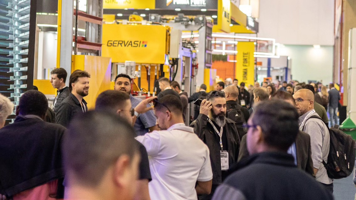 Jentera Qunfeng bersinar di Pameran Konkrit Antarabangsa Brazil, yang mengetuai gelombang baru pembangunan infrastruktur di Amerika Selatan