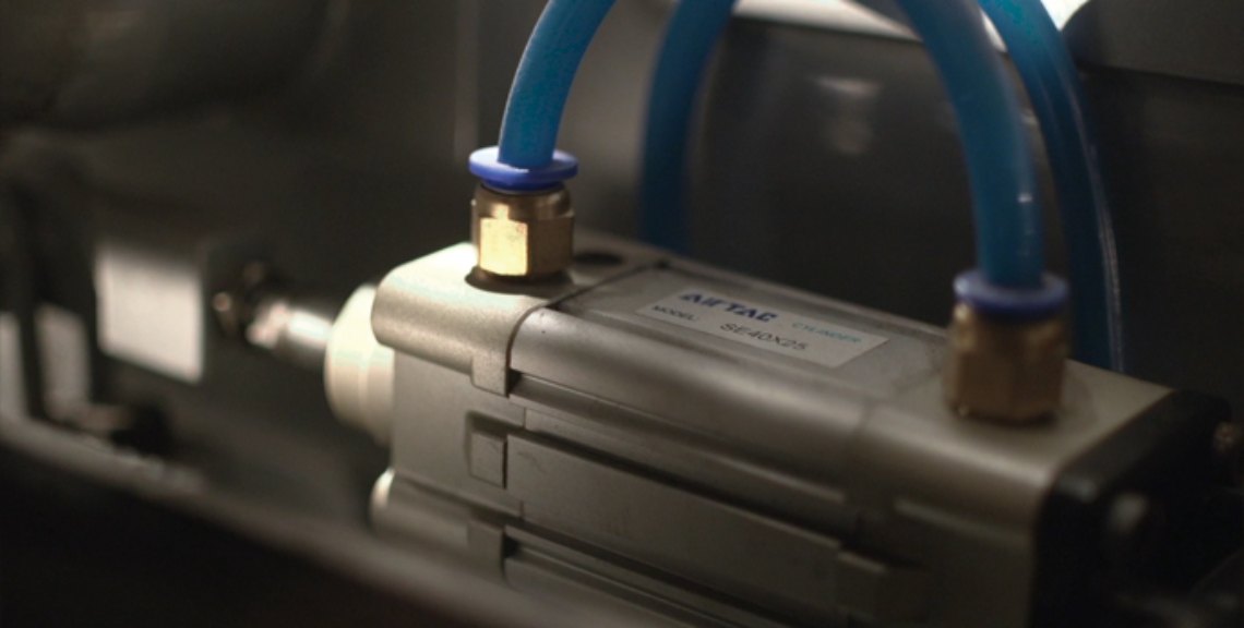 Sistem pemakanan warna anti-campuran