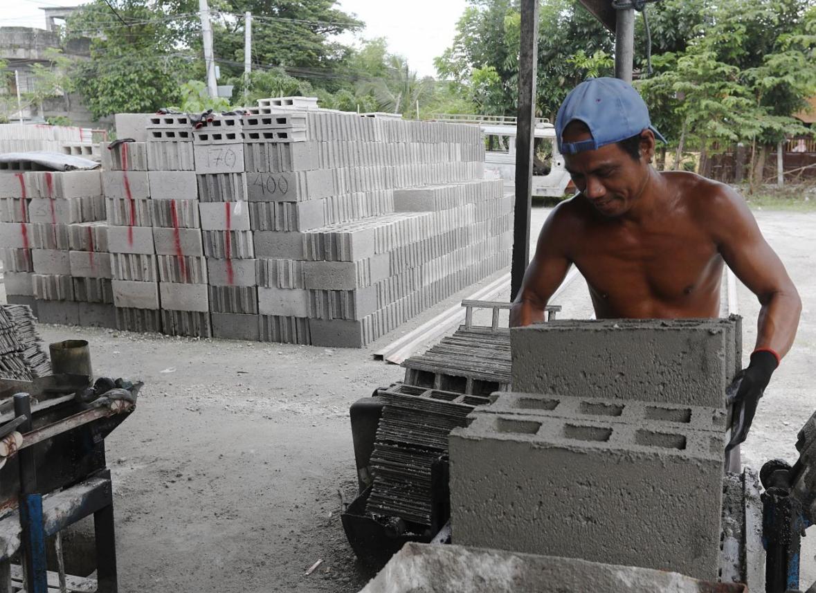 Mesin Pembuatan Blok Berkolabel: Membawa Jalan Untuk Penyelesaian Bangunan Mampan