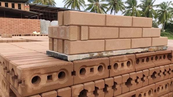 Mesin Blok Bumi Mampat