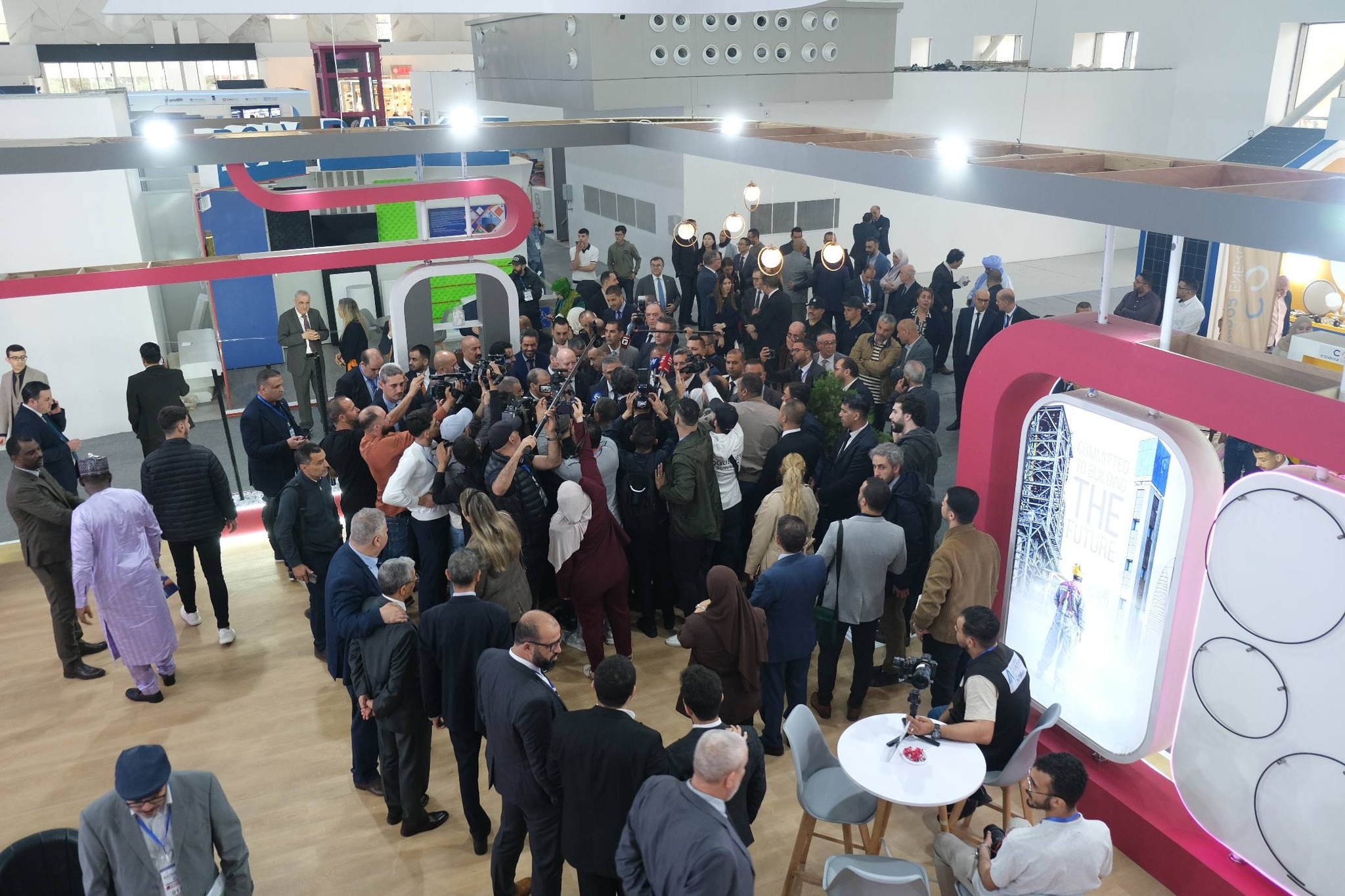 Gerai Jentera Qunfeng di Pameran Jentera Pembinaan Antarabangsa Algeria