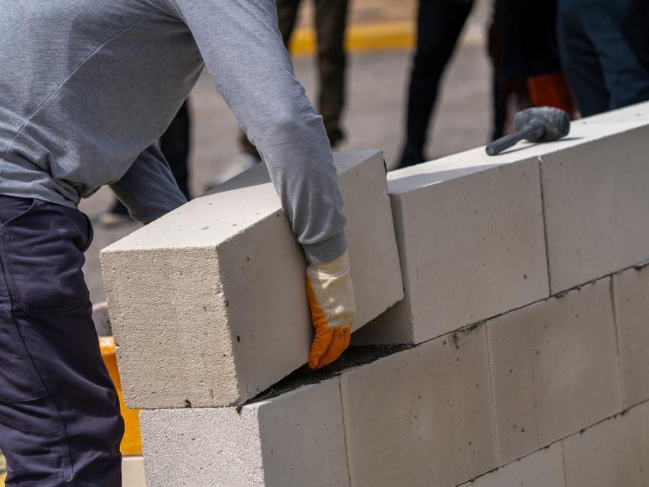 Harga Mesin Blok Fly Ash Dijelaskan: Dari Bajet ke Perindustrian